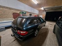 Gebraucht Mercedes E280 190 PS (139 kW) 2006 Schwarz Kombi