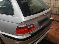 Gebraucht BMW 320 170 PS (125 kW) 2000 Silber Kombi