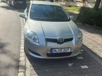 Gebraucht Toyota Auris 101 PS (74 kW) 2010 Silber Kleinwagen