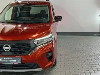 Neu Nissan Townstar N-Connecta 131 PS (96 kW) 2025 Orange (metallic) Kombi