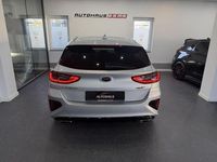 Gebraucht Kia ProCeed GT GT 204 PS (150 kW) 2019 (kcs) sparklingsilber met. Kleinwagen