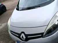 Gebraucht Renault Scénic III 132 PS (97 kW) 2013 Silber Van / Kleinbus