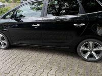 Gebraucht Kia Carens DREAM-TEAM Edition 141 PS (103 kW) 2016 Schwarz Van / Kleinbus