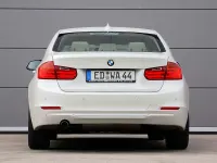Używany BMW 320 184 KM (135 kW) 2014 Biały Sedan/Limuzyna