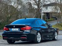 gebraucht BMW 328 i F30 M-Paket Deutsch