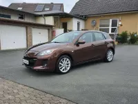 Używany Mazda 3 Edition 150 KM (110 kW) 2012 Brązowy Hatchback