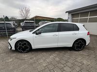 Gebraucht VW Golf VIII R-line 150 PS (110 kW) 2024 Weiß Limousine
