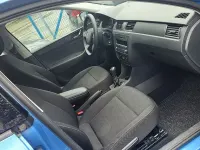 Gebraucht Skoda Rapid Ambition 105 PS (77 kW) 2013 Blau Kleinwagen