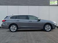 Neu Skoda Superb Selection 193 PS (141 kW) 2025 Graphitegrau metallic Kombi