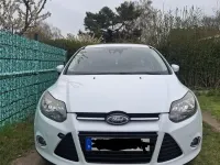 Gebraucht Ford Focus 125 PS (91 kW) 2012 Weiß Kombi