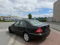 Gebraucht Mercedes C200 Elegance 122 PS (89 kW) 2007 Schwarz Limousine