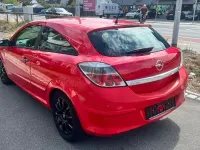 Gebraucht Opel Astra GTC Selection 90 PS (66 kW) 2009 Rot Limousine