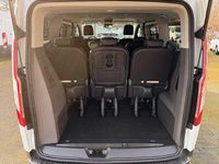 Gebraucht Ford Tourneo Active 185 PS (136 kW) 2022 Weiß Van / Kleinbus