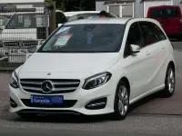 Gebraucht Mercedes B220 184 PS (135 kW) 2019 Weiß Kleinwagen