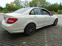 Gebraucht Mercedes C300 Avantgarde 231 PS (169 kW) 2011 Calcitweiss  unilack Limousine