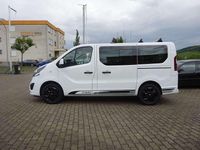 Gebraucht Opel Vivaro Sport 145 PS (106 kW) 2017 Weiß Van / Kleinbus