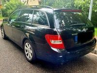 Gebraucht Mercedes C200 Elegance 136 PS (100 kW) 2013 Schwarz Kombi