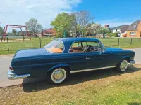Gebraucht Mercedes 220 120 PS (88 kW) 1962 Blau