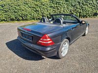 Gebraucht Mercedes SLK230 197 PS (144 kW) 2000 Schwarz Cabrio