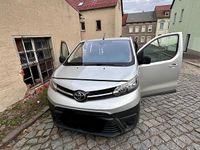 Gebraucht Toyota Proace 170 PS (125 kW) 2017 Silber Van / Kleinbus