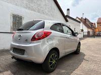 Gebraucht Ford Ka Titanium 69 PS (50 kW) 2010 Silber Kleinwagen
