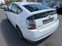 Gebraucht Toyota Prius Basis 77 PS (56 kW) 2005 Weiß Kleinwagen