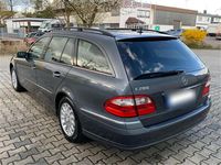 Gebraucht Mercedes E280 190 PS (139 kW) 2006 Grau Kombi