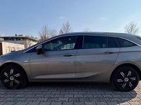 Gebraucht Opel Astra Innovation 125 PS (91 kW) 2016 Grau Kombi