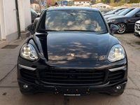 Second-hand Porsche Cayenne 262 CP (192 kW) 2015 Negru SUV