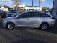 gebraucht Hyundai i30 Kombi Sondermodell Family