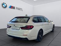 Gebraucht BMW 540 Luxury Line 333 PS (244 kW) 2020 Mineralweiß Kombi