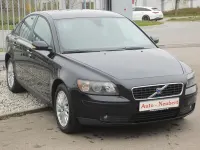 Gebraucht Volvo S40 Momentum 125 PS (91 kW) 2005 Black sapphire (metallic) Limousine