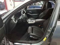 Gebraucht BMW 318 Shadowline 150 PS (110 kW) 2023 Grau Kombi