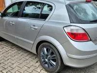 Gebraucht Opel Astra 105 PS (77 kW) 2004 Silber Limousine