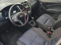 Gebraucht Hyundai ix20 66 PS (48 kW) 2012 Schwarz Kleinwagen