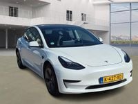 Gebraucht Tesla Model 3 Standard Range 225 kW (306 PS) 2021 Weiß Limousine