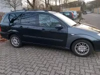 Gebraucht Ford Focus 84 PS (61 kW) 2004 Schwarz Limousine