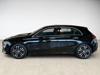 Gebraucht Mercedes A200 Advanced Plus 163 PS (119 kW) 2024 Metalliclack kosmosschwarz Limousine