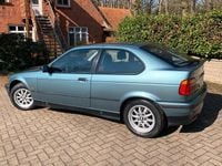 Używany BMW 318 140 KM (102 kW) 1997 Zielony Sedan/Limuzyna