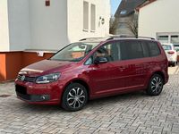 Gebraucht VW Touran Match 105 PS (77 kW) 2012 Rot Van / Kleinbus