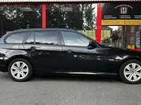 Gebraucht BMW 318 143 PS (105 kW) 2011 Schwarz Kombi