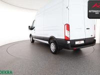 Gebraucht Ford Transit Trend 170 PS (125 kW) 2023 Frostweiß Van / Kleinbus