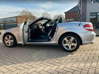 Second-hand Mercedes SLK200 163 CP (119 kW) 2006 Argintiu Cabrio