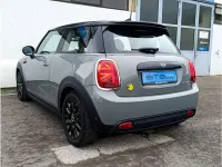 Gebraucht Mini Cooper 135 kW (184 PS) 2021 Moonwalk grey (metallic) Kleinwagen