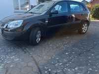 Gebraucht Kia Rio 70 PS (51 kW) 2009 Schwarz Kleinwagen