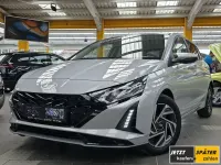 Gebraucht Hyundai i20 90 PS (66 kW) 2025 Weiß Kleinwagen