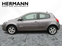Gebraucht Renault Clio III 75 PS (55 kW) 2012 Stahlgrau metallic (grau) Kleinwagen