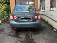 Second-hand VW Jetta 115 CP (84 kW) 2006 Berlinǎ