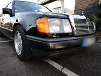 Gebraucht Mercedes E300 180 PS (132 kW) 1989 Schwarz Limousine