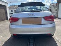 Gebraucht Audi A1 Sportback Attraction 122 PS (89 kW) 2012 Silber Kleinwagen